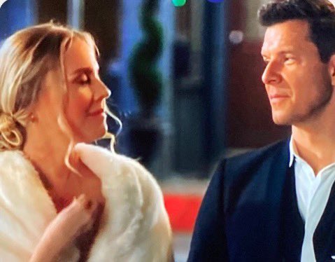 DorothyEubank16's tweet photo. @hallmarkchannel The two #SignedSealedDelivered weddings, #SSDToTheAltar and #SSDVowsWeHaveMade come to mind instantaneously! @MarthaMoonWater @Eric_Mabius @kristinbooth @RealCrystalLowe @geoffgustafson give the hallmark of @Hallmark weddings! #RenewSSD @hallmarkmovie @ElizabethYostHC https://t.co/w3jEFwd2TP