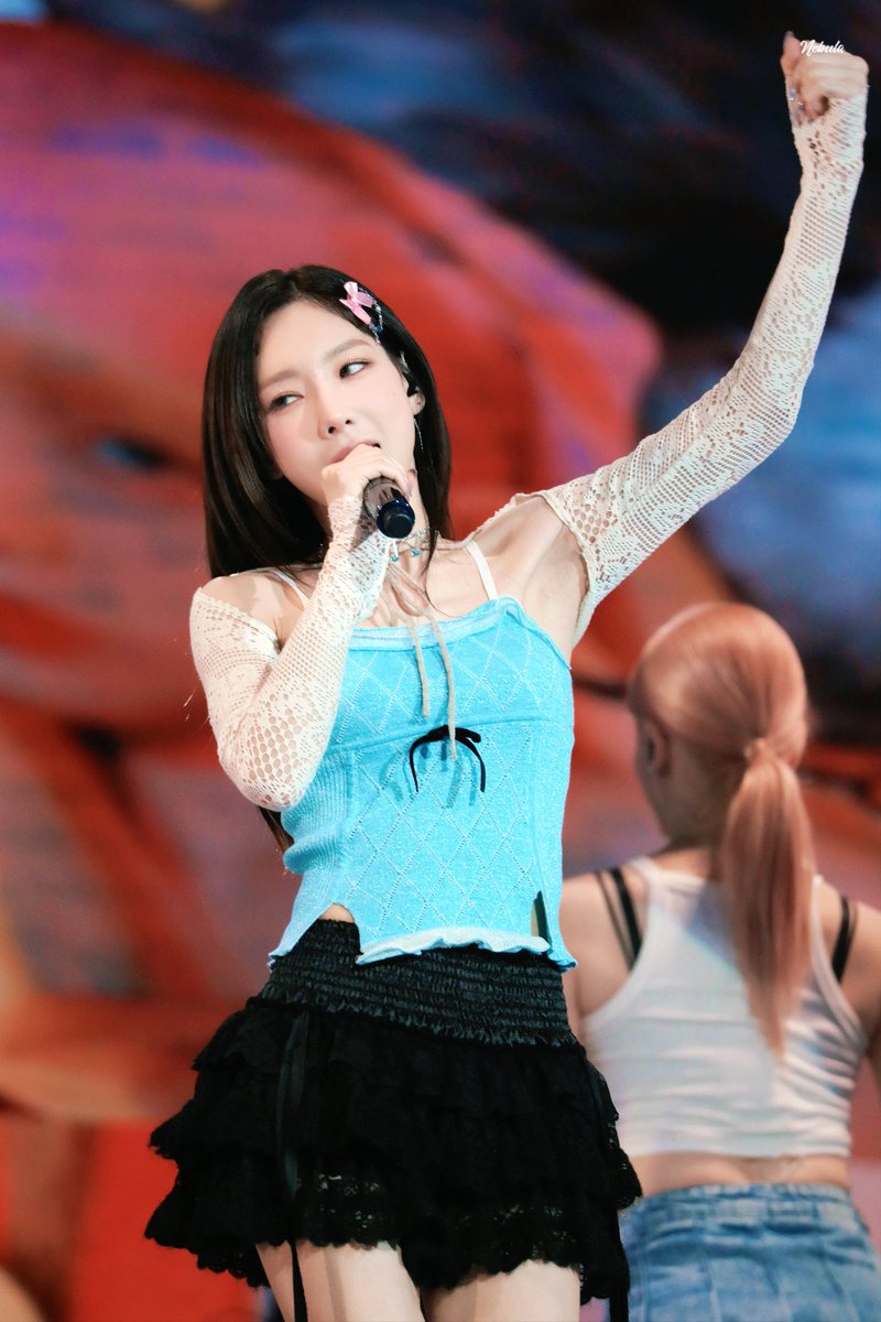 Nebula_00000's tweet photo. 230604 ｜콘서트

예쁘다💖

#태연 #TAEYEON https://t.co/DP6E1kyiF6