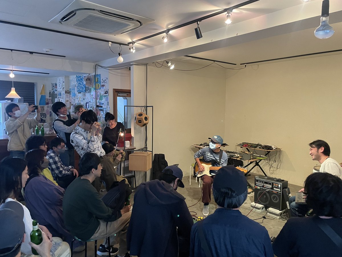 kmcolon_'s tweet photo. 【Kirigirisu Recordings showcase】

minor house

@spaceeauuu 

#KirigirisuRecordingsshowcase
#KirigirisuRecordings
#spaceeauuu
#minorhouse
#musikant
#貝つぶ https://t.co/aZ0c2I3O5H