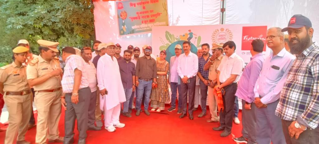 DM Ghaziabad tweet media