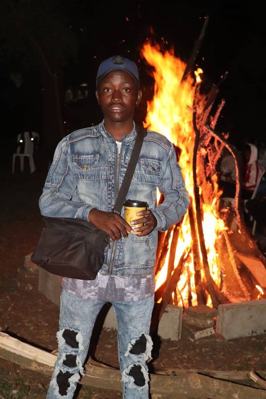 Sautiafrika's tweet photo. In loving memory of Pato, forever in our hearts. 🕊️ RIP
Gone but never forgotten, Pato's spirit lives on. 💫
Celebrating the beautiful life and cherished memories of our dear friend, Pato. 🌹
Forever grateful for the friendship and memories we shared with Pato. 🙏 https://t.co/2Iqo0Nw3sL