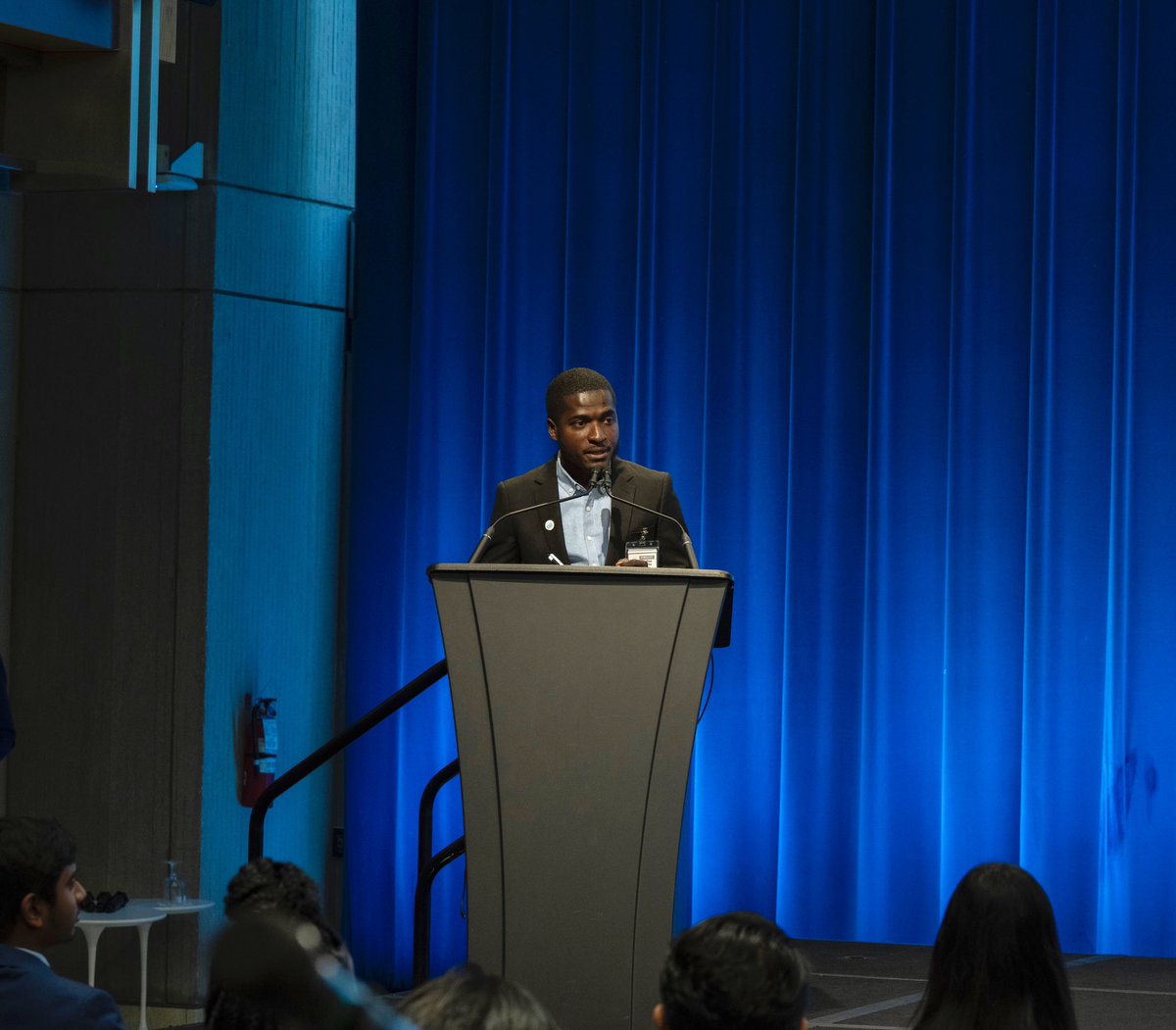 Mathias Charles Yabe tweet media