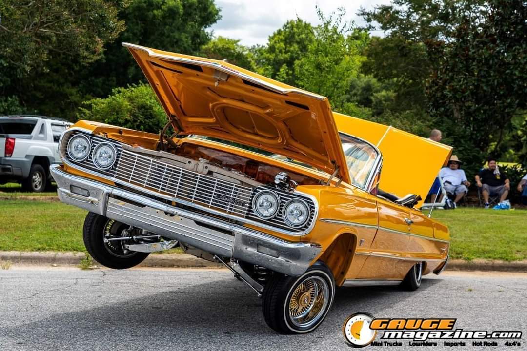 GaugeMag's tweet photo. Now here's a shot to kick off this week from our #coverage of Uso and Majestics NC Family Day 2022! 

 #gaugemagazine #automotivephotography #autoenthusiast #showcoverage #carlifestyle #custom #automotive #photooftheday https://t.co/eJ1nxcsxWU