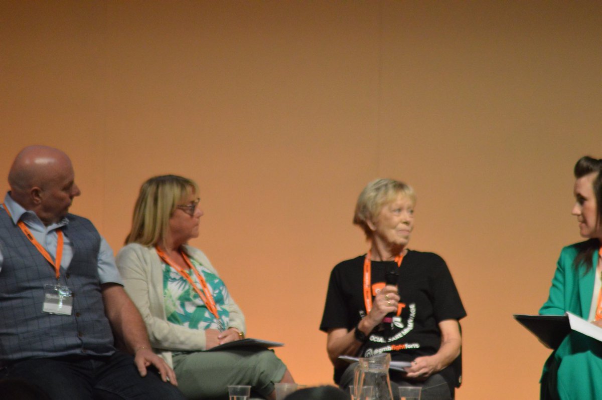 neilsmithgmb's tweet photo. ⁦@GMB_union_NWI⁩ activist Louise Lyon’s speaks on Social Care at #GMB23 ! Great input ! ⁦@deniseNWI⁩ ⁦@GMBNI⁩ ⁦@bplantgmb⁩ https://t.co/bOsHH9hnGu