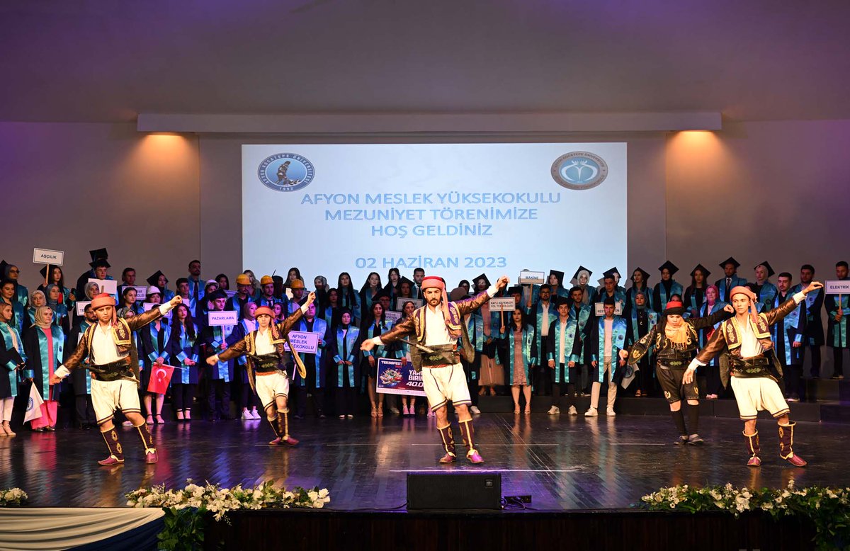 kocatepeuniv's tweet photo. Rektör Yardımcımız Prof. Dr. @MuratPekerAKU’in katılımıyla gerçekleştirilen törende 2023 mezunları kep attı. Törende Rektör Yardımcımız Prof. Dr. @MuratPekerAKU tarafından TEKNOFEST 2023 Havacılık, Uzay ve Teknoloji Festivalinde gerçekleşen ve https://t.co/wOn74ZXJwg