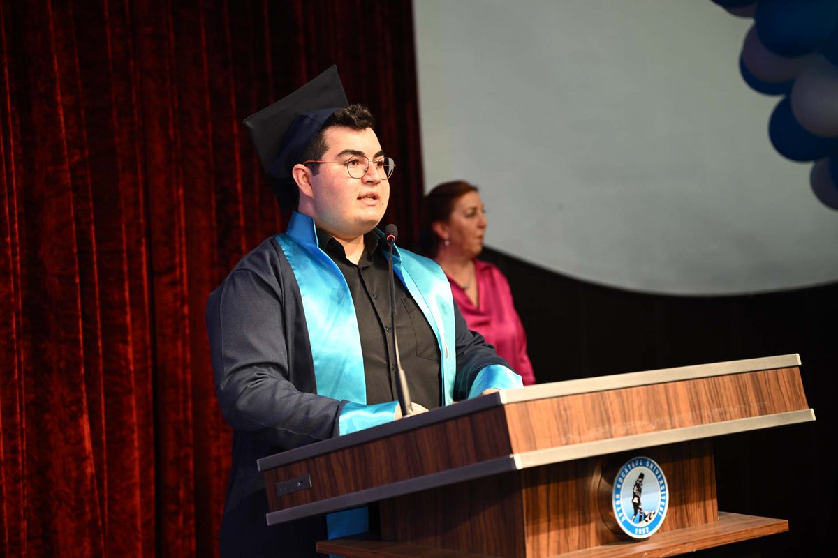 kocatepeuniv's tweet photo. Rektör Yardımcımız Prof. Dr. @MuratPekerAKU’in katılımıyla gerçekleştirilen törende 2023 mezunları kep attı. Törende Rektör Yardımcımız Prof. Dr. @MuratPekerAKU tarafından TEKNOFEST 2023 Havacılık, Uzay ve Teknoloji Festivalinde gerçekleşen ve https://t.co/wOn74ZXJwg