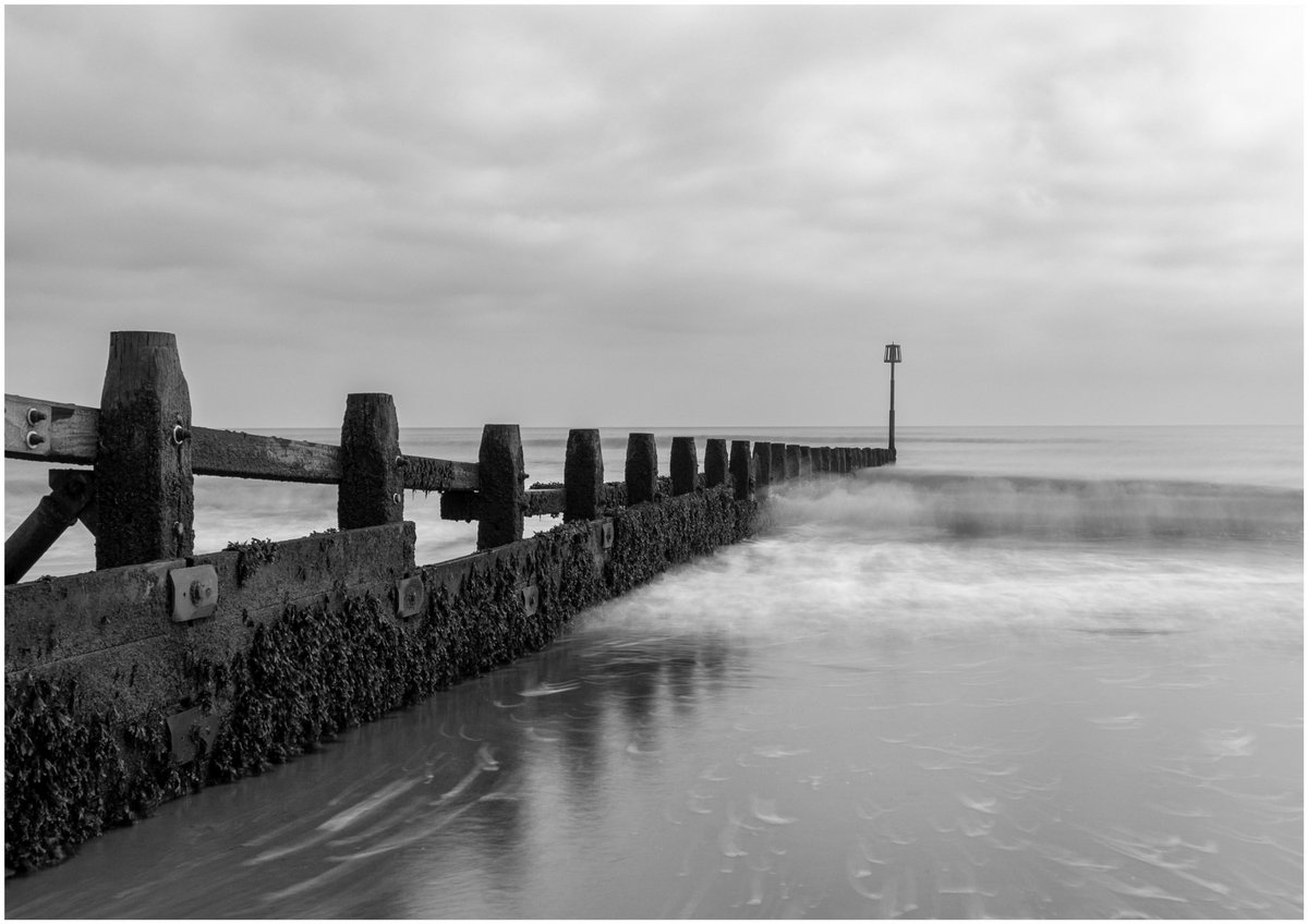 jeffrowles1's tweet photo. Dawlish Warren in Black and white #fsprintmonday https://t.co/IAhtgR22st