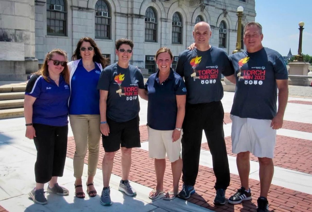 OfcTammy's tweet photo. Law Enforcement Torchrun for Special Olympics RI. The East Bay Leg is Back! https://t.co/67f2eGEmqB