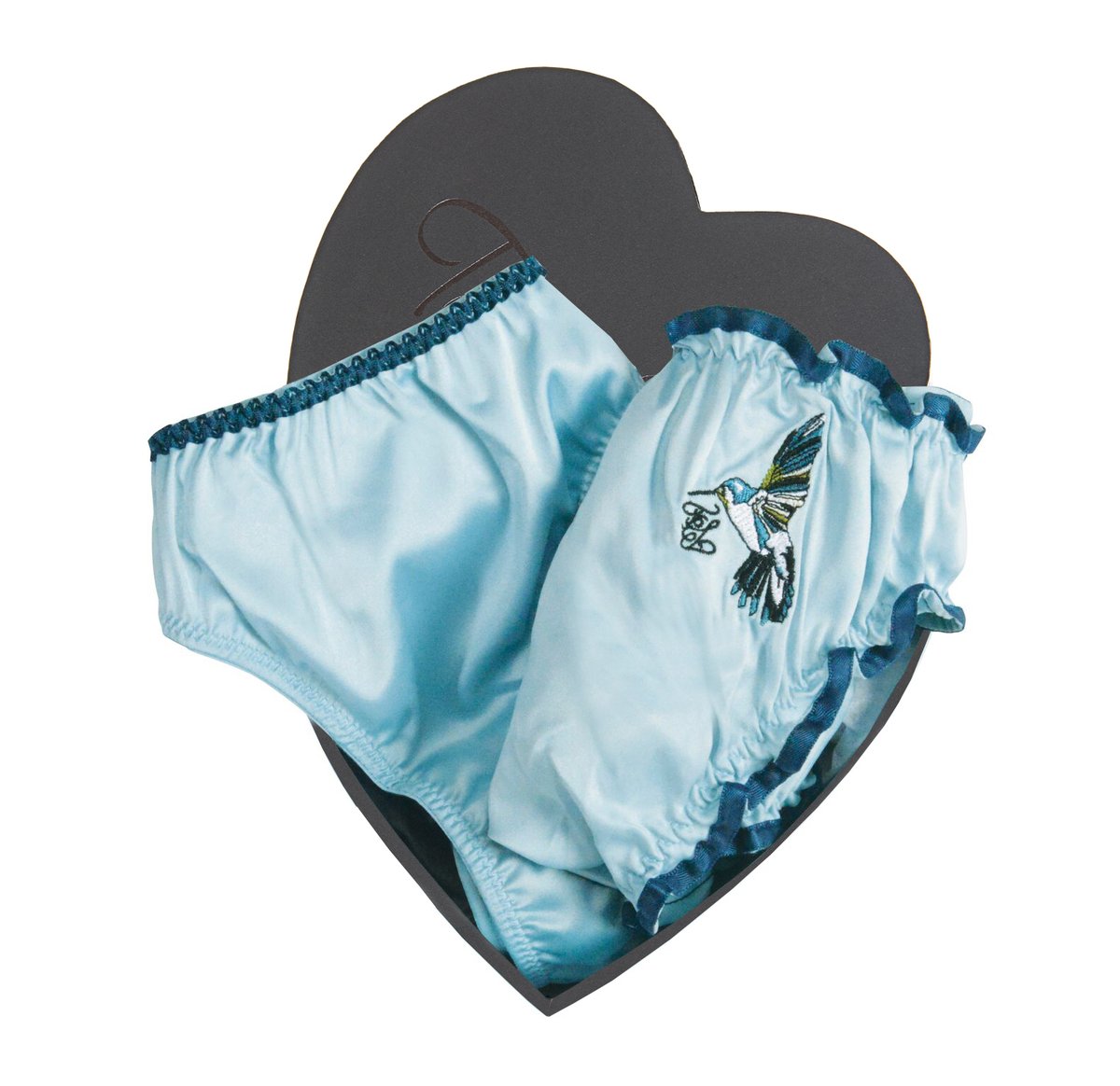 tallulahlove's tweet photo. Mix & match your Hummingbird this summer ☀️ Balconette bra, brief & thong available. Tallulah VIPs - something is landing in your inbox tomorrow! ✨
#trending #bestseller #hummingbird #customerfav https://t.co/jJnztqw0Ad