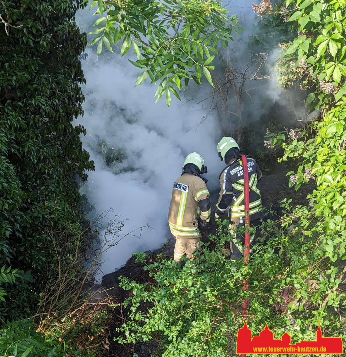 ➕Ödlandbrand ➕

05.06.2023, 07.25 Uhr
B2 Wald
Seidauer Straße 
Westvorstadt-Bautzen 

Alarmierte Kräfte:
BF Bautzen 
FF Bautzen-Mitte 
FF Kleinwelka 
FF Stiebitz 
FF Salzenforst 
Kreisbrandmeister 
Polizei 

#imEinsatzfuerBautzen #bautzen