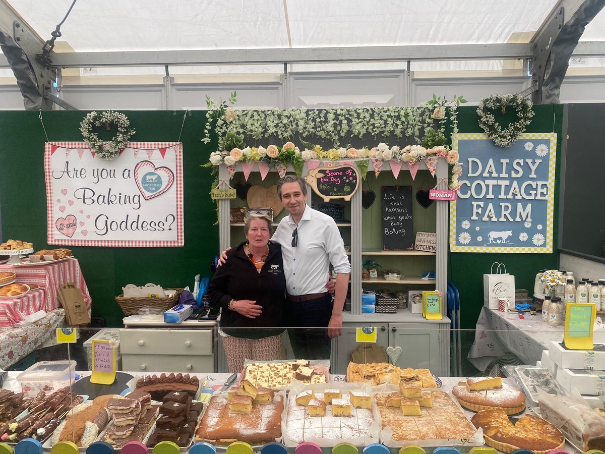 Lorraine @ Daisy Cottage Farm tweet media