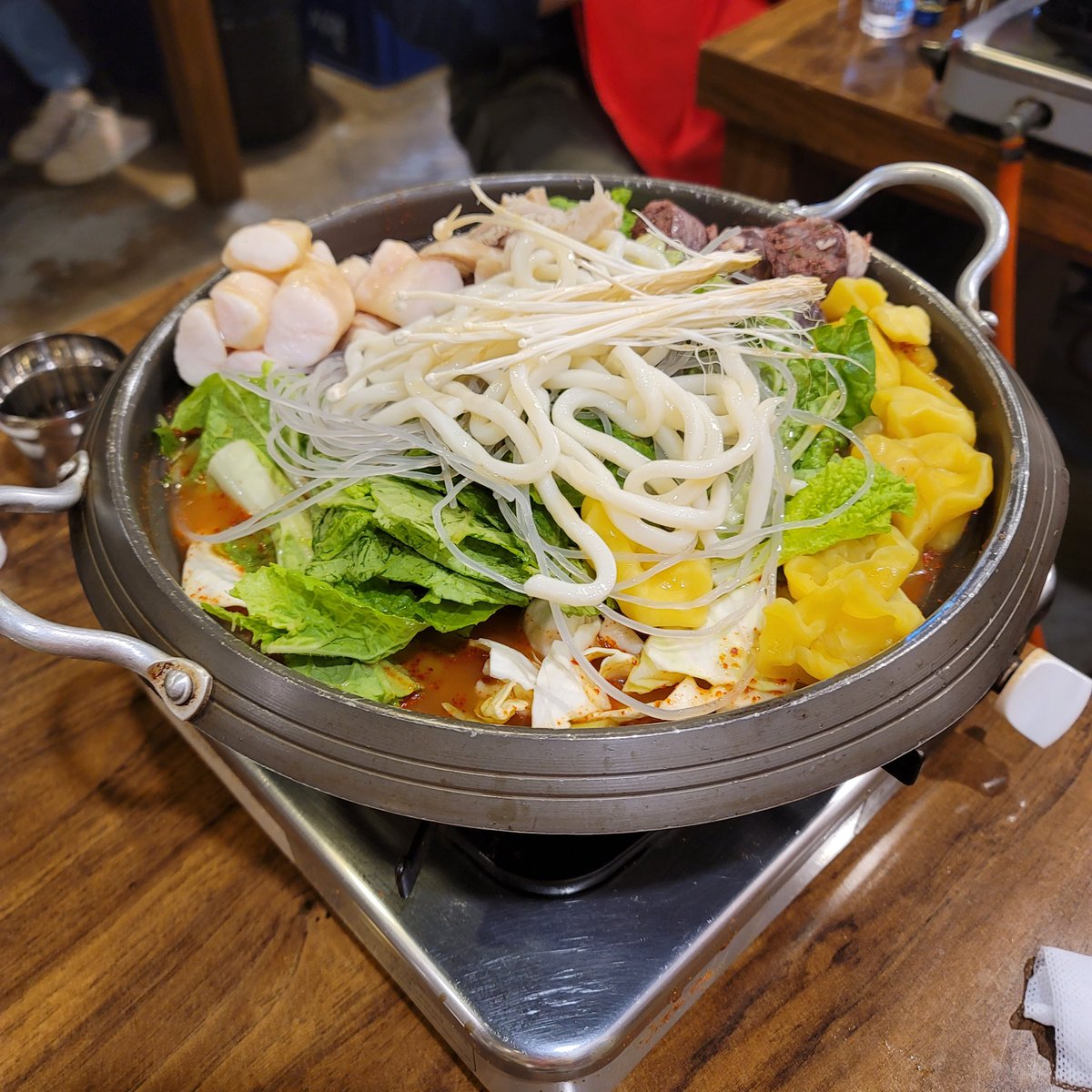 햄 tweet media
