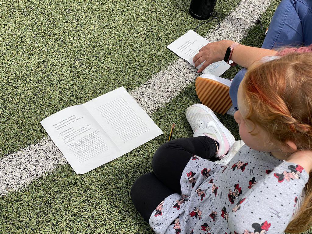 Tertulia dialógica musical ⛰️🎼📚
#antoniomachado
#sabina
#serrat