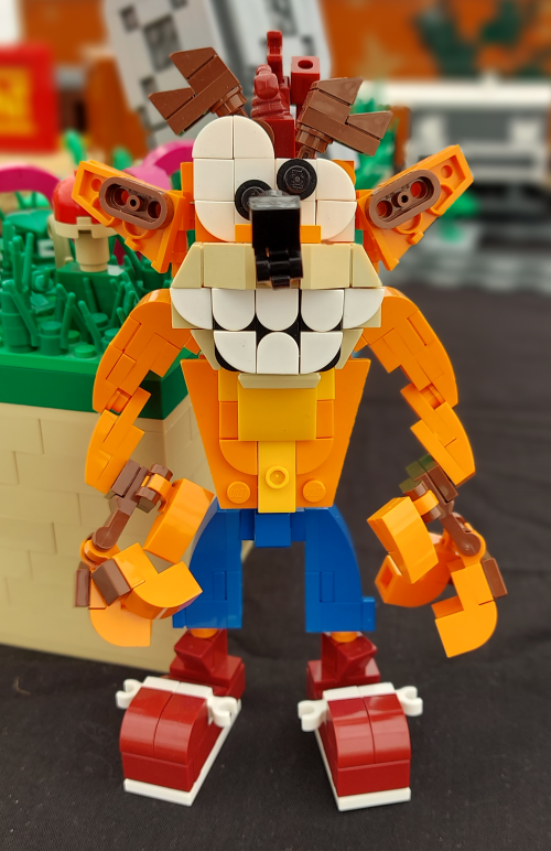 KumataJDG's tweet photo. Also brought my LEGO Crash Bandicoot diorama to the show - I'm pleased at how many people recognised him!

#CrashBandicootFanart https://t.co/pEsXzJD302