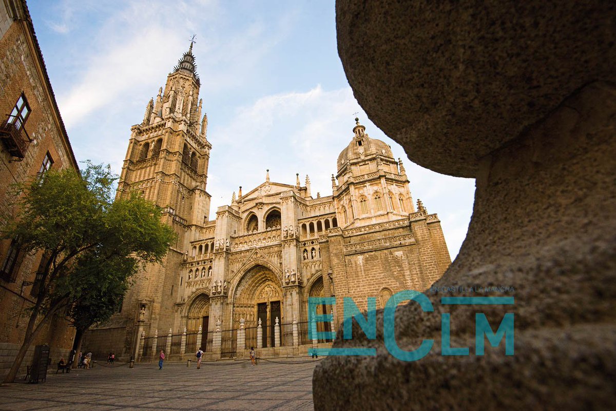 Arranca la Semana del Corpus de Toledo con el Concierto de Campanas y una exhibición de bandas sonoras

📲 encastillalamancha.es/castilla-la-ma…