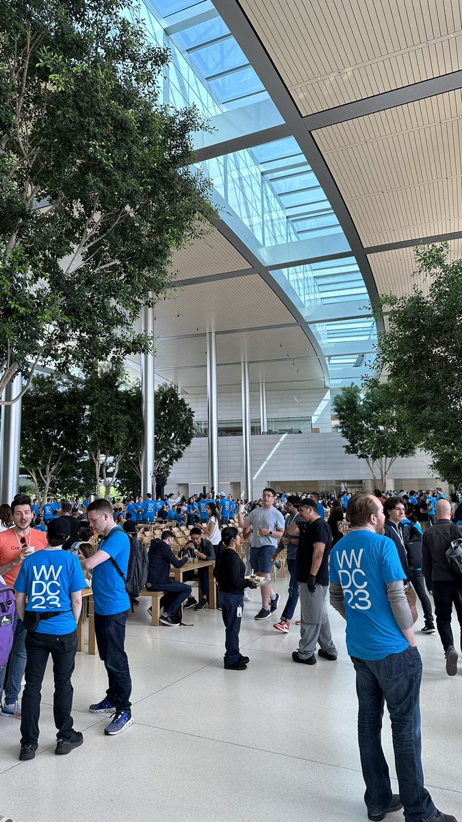 itsalexluu's tweet photo. Happy #WWDC23 day! https://t.co/0BBu8mJ2RZ