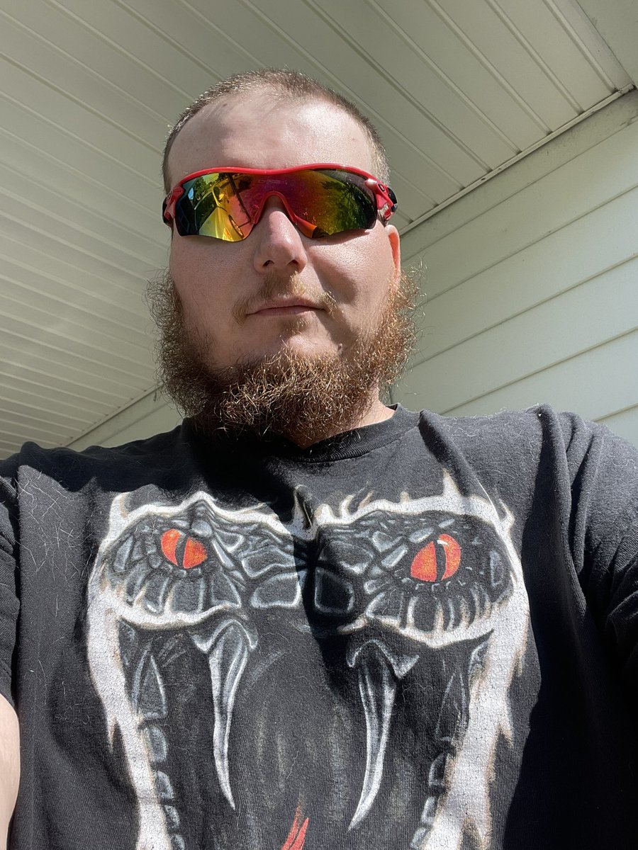 Me outside chillin 😎 earlier rocking my Viper Shirt 🐍 @RandyOrton for #WWERaw tonight 👍🤘🤙👊 #CantWaitUntilYouComeback #TheLegendKiller #ApexPredator @TripleH @VinceMcMahon @StephMcMahon @WWEUniverse @USANetwork @WWE