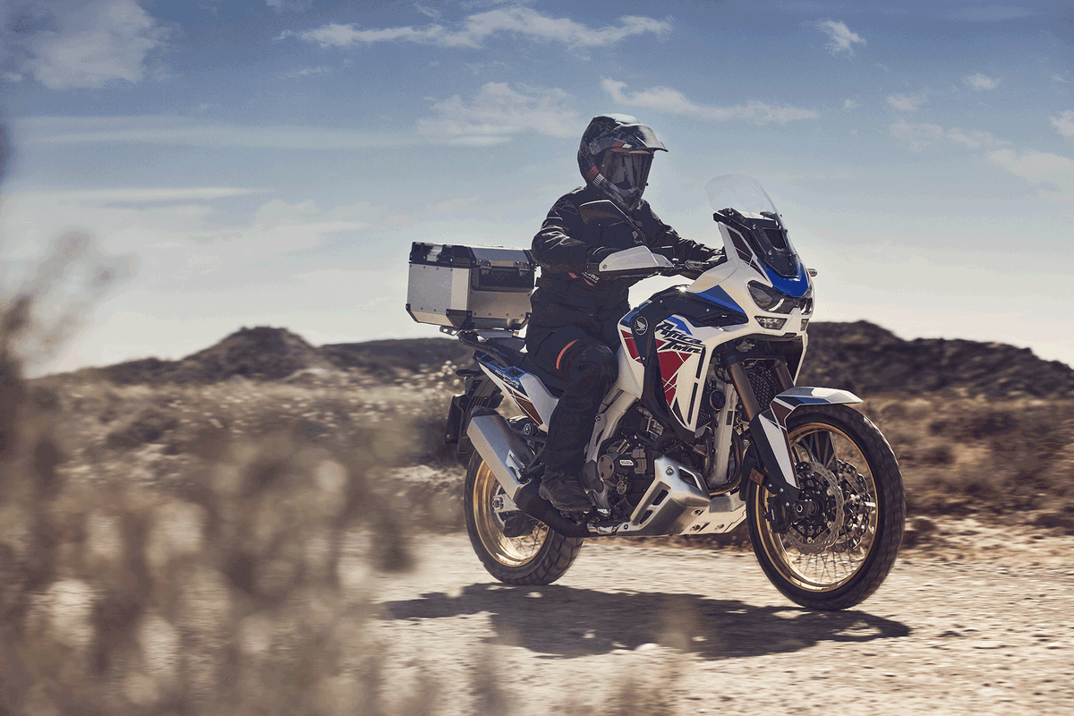 3️⃣jours de rando immersive en #AfricaTwin ça vous tente ? 🏍️
Du 1 au 3 septembre prochain l’association #LaFranceaMoto vous fait découvrir des lieux incontournables en 🇫🇷. 
🚨 Places limité -Inscription➡️bit.ly/3ISrtjx 
#HondaMoto | #AdventureTrail | #AfricaTwinTrophy