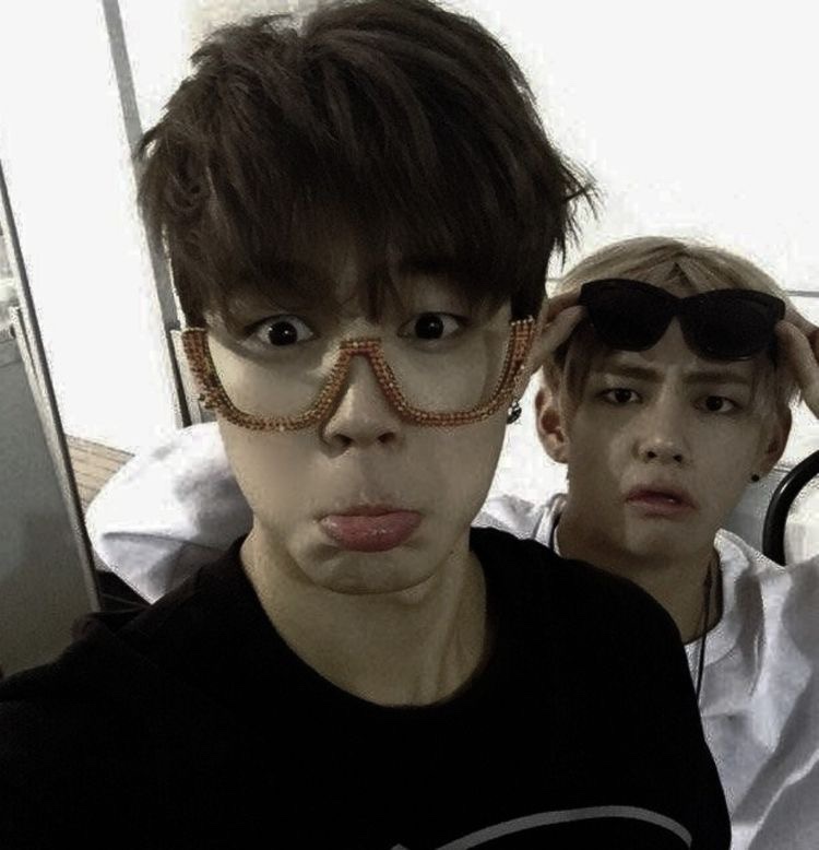 hourly emo bts (@emobtshourly) on Twitter photo 