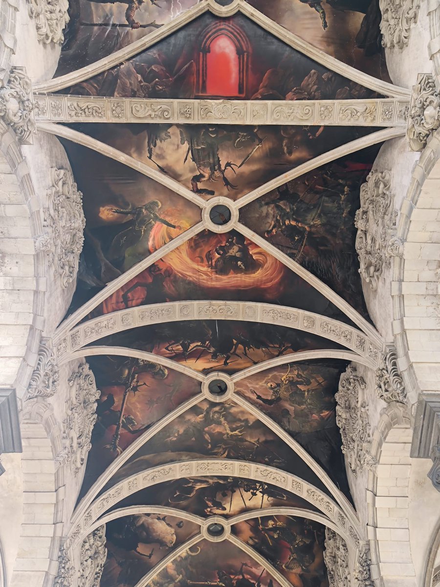 Sim0n_Web's tweet image. Je suis allé voir l’église de #DiabloIV le WE passé !😍 
J’ai pu découvrir le travail de Adam Miller (4ème photo), un peintre baroque contemporain, c’était vraiment top ! Si le sujet vous intéresse :tiktok.com/@simon_web/vid…