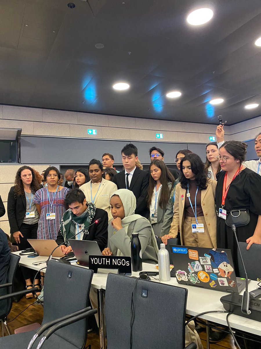 youngo_unfccc's tweet photo. #YOUNGO at #SB58 Opening Plenary; Finally to accelerate resilience in vulnerable communities, a Youth Action Fund must be incubated and operationalized so that youth-led projects can be implemented at a fast pace.

#ClimateAction #ActNow #BonnClimateConference https://t.co/KG9zZvvEcM