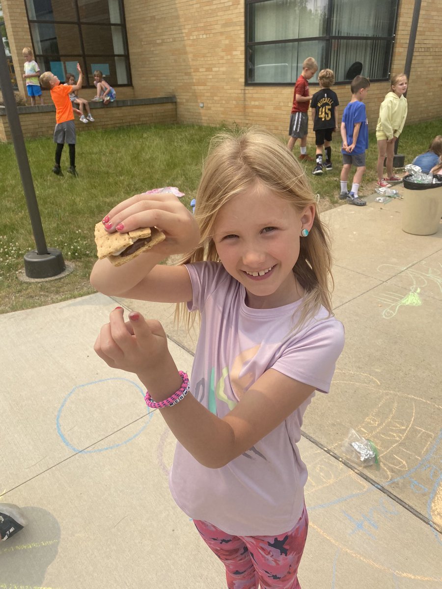 Jade Vianueva tweet media