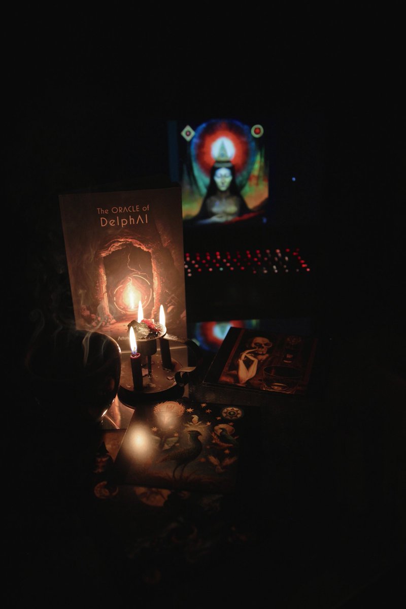 To celebrate the release we're hosting a free online event to discuss the process that went into creating this book, join us on June 11th at 11:30am PDT 
eventbrite.com/e/project-talk…