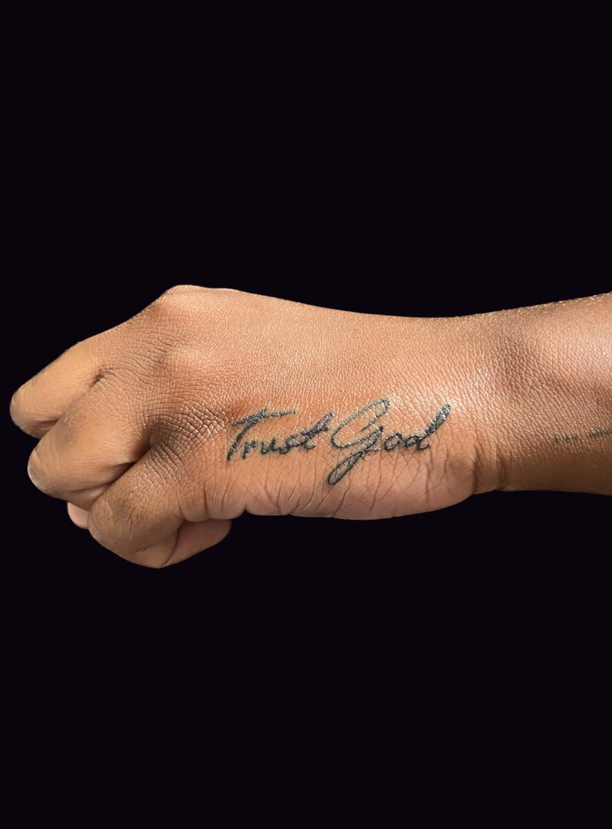 “Trust God” hand tattoo done by me. 

Tap in &amp; set an appointment 💉. All likes &amp; retweets appreciated !