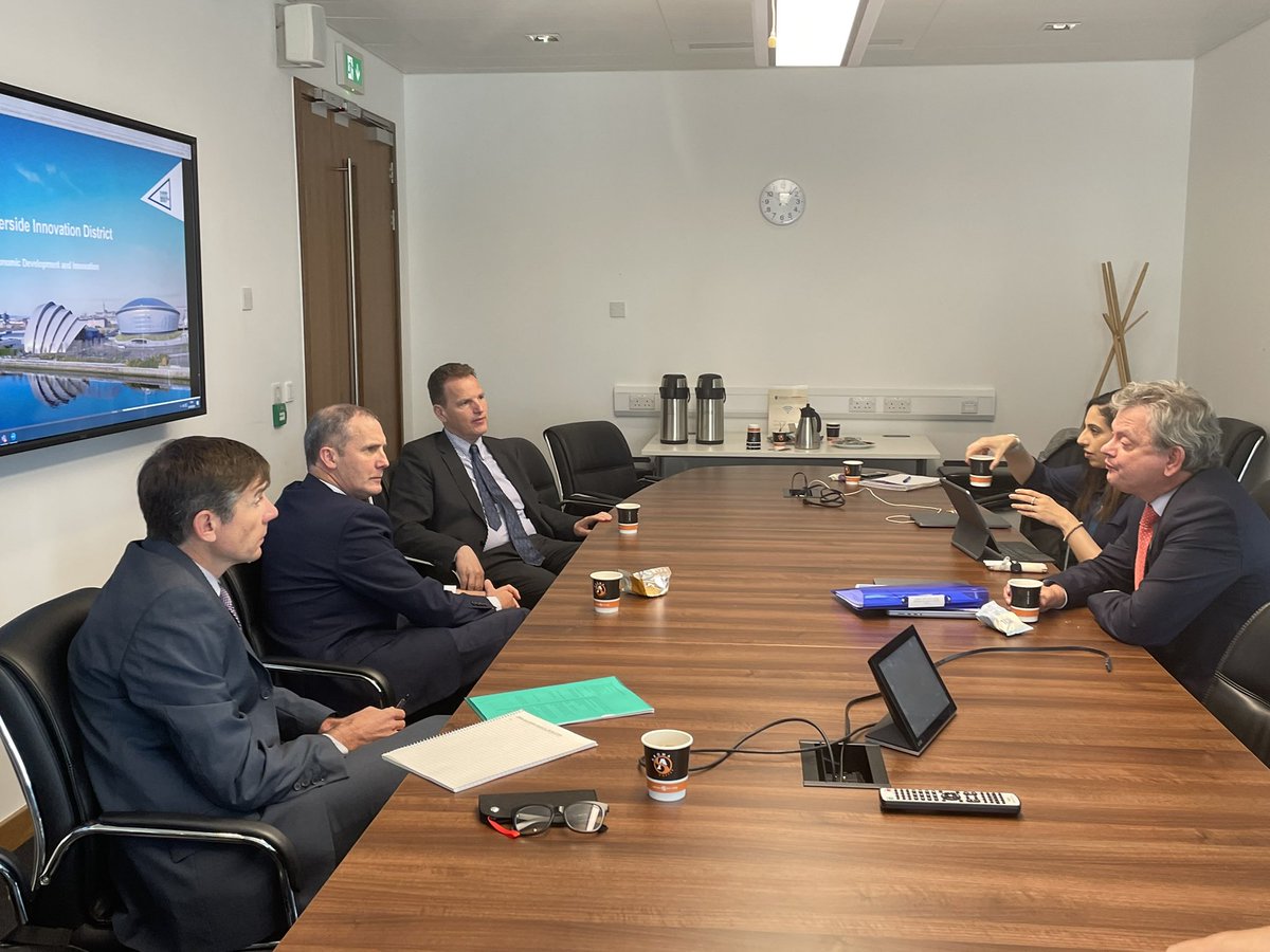 Great to host Cabinet Secretary @MathesonMichael today @UofGInnovation to discuss GRID Discovery, Scotland’s first whole-systems innovation demonstrator, as well as UofG’s wider ambitions to use research, teaching & innovation to address the health challenges facing Scotland 🩺🔬