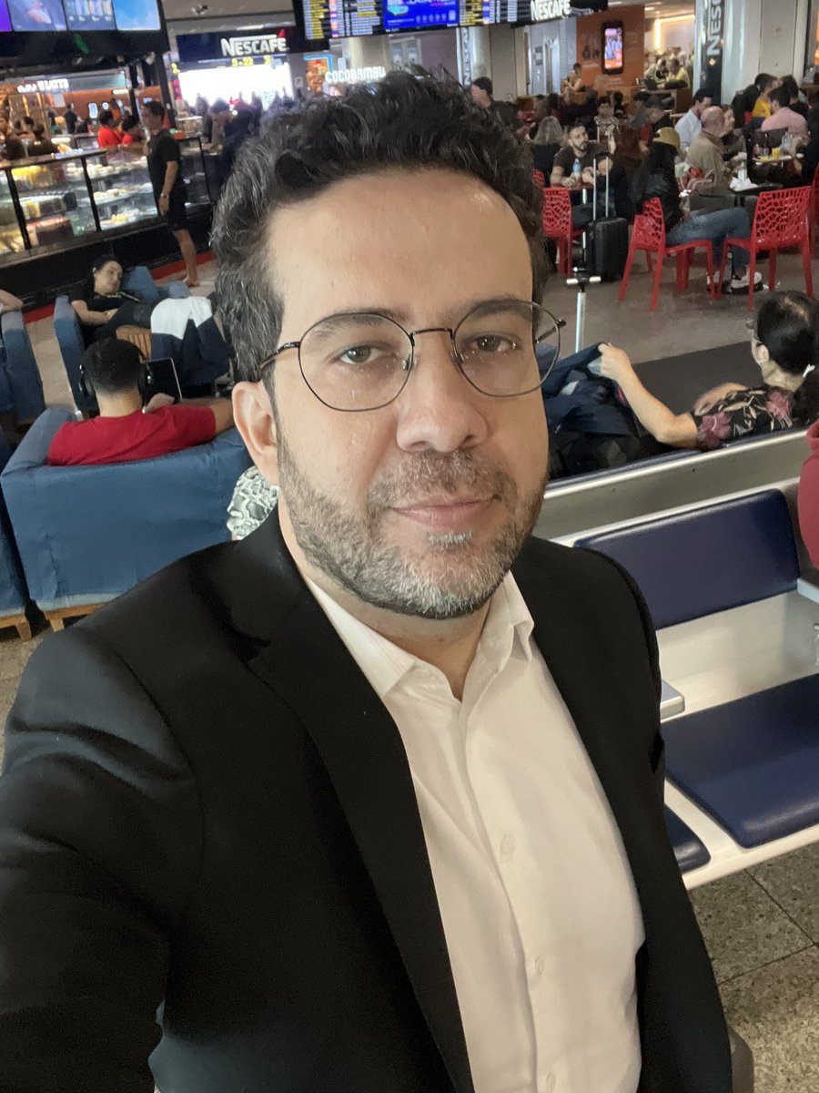 andr-janones-on-twitter-viajando-com-passagem-a-rea-cara-pela-ltima