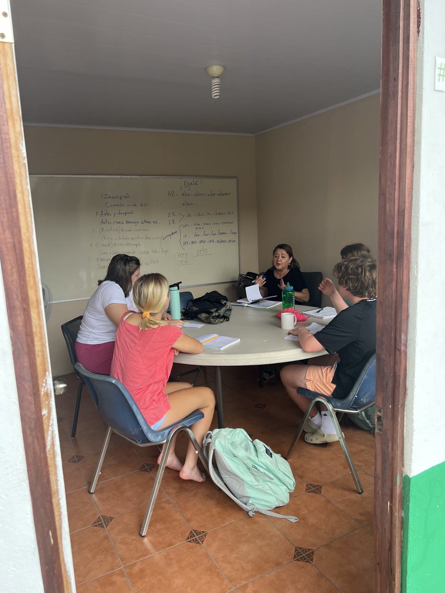 Gibbons on immersion…clases de español!  Pura Vida! #CGCostaRica23