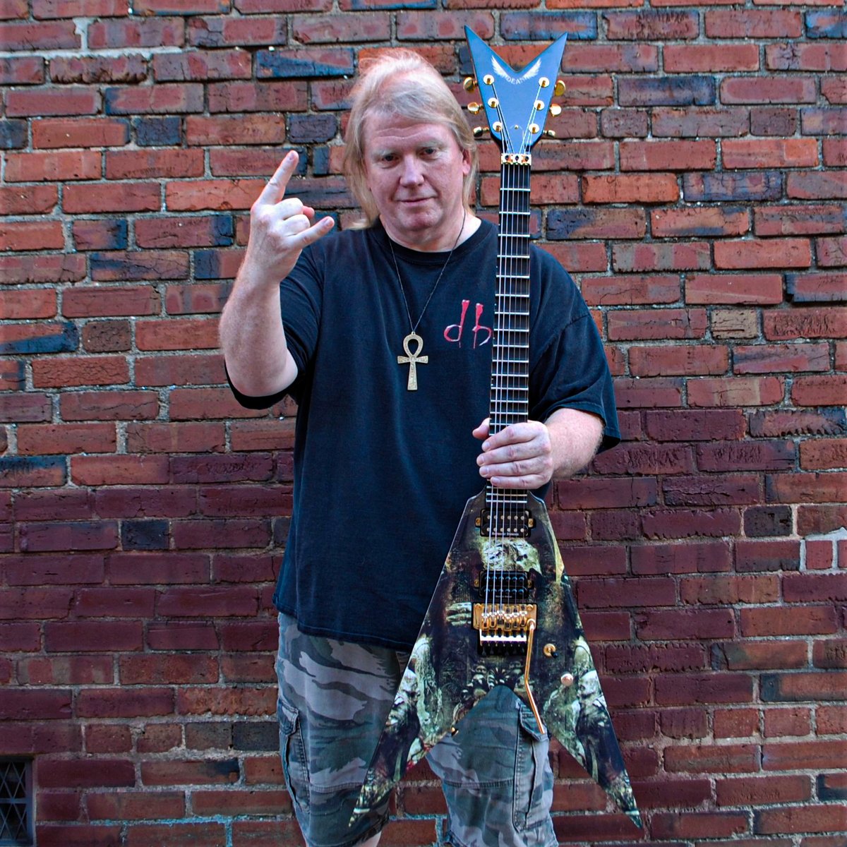 Starting this week off with another legendary birthday. Let's share some love for #DeanGuitars artist, Karl Sanders!