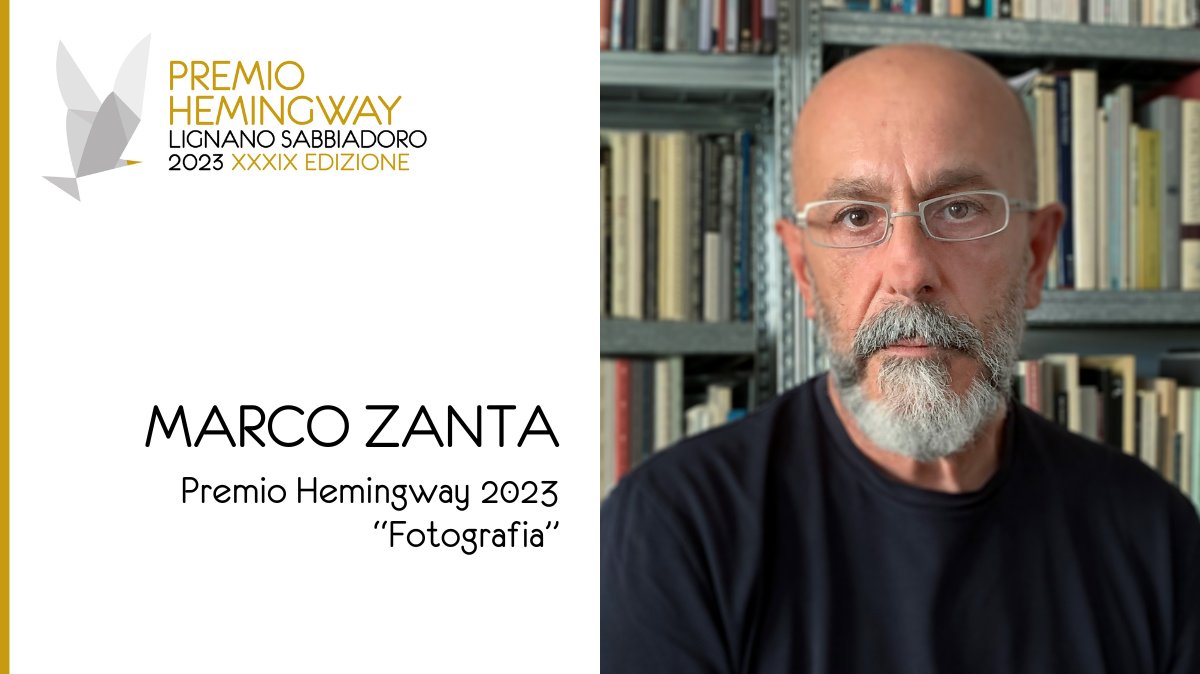 PremioHemingway's tweet image. 🏆 #PremioHemingway2023 per la Fotografia 🏆

Premiato l'artista #MarcoZanta per il fotolibro “It's all one song”. Dedicato all'architettura sociale che caratterizza la città, il libro incarna una suggestiva memoria visiva del nostro tempo.

@ComuneLignano @pordenonelegge