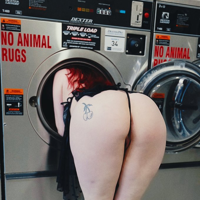 Oh no, I'm stuck https://t.co/5vlDVNuDBa