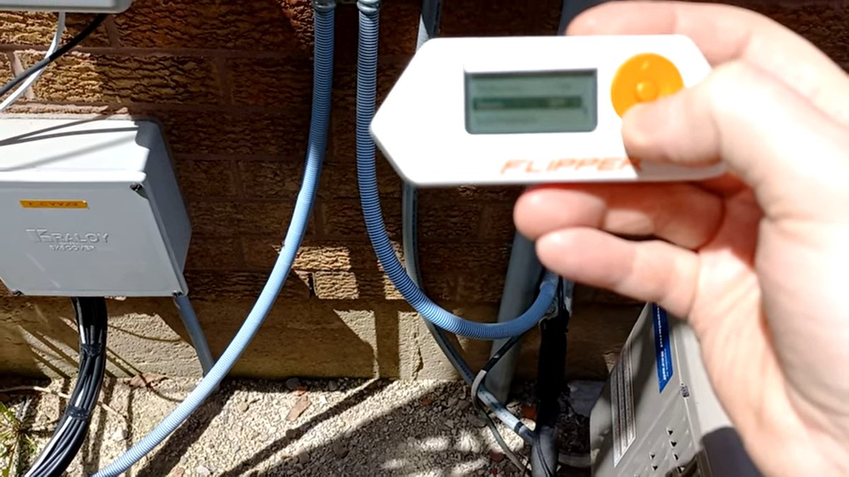 giammaiot2's tweet image. Flipper Zero Smokes Smart Meter?

youtube.com/watch?v=kF6o9E…

Flipper Zero&apos;s attack on a new meter location results in the sudden destruction of the Smart Meter.
...This might have been caused by...

#SoftwareDefinedRadio #SDR 
#FlipperZero #Security #Safety