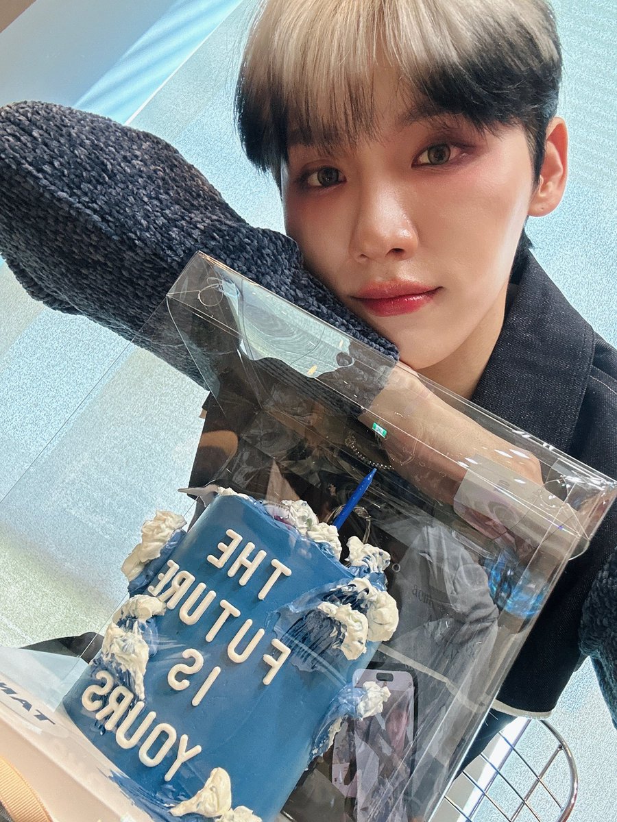 ye0n_w's tweet photo. 아 이뻐.. 🥹😍 https://t.co/eIGRBRLdXX