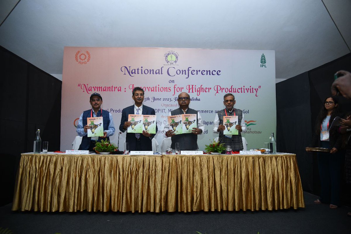 PIBBhubaneswar's tweet image. Successful Conclusion of the National Conference on &quot;Navmantra: Innovations for Higher Productivity&quot; in #Puri, #Odisha
 pib.gov.in/PressReleasePa…