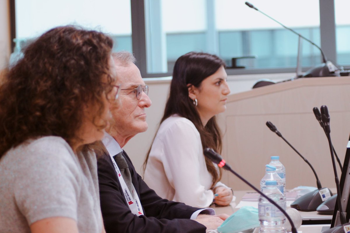 IISLaFe's tweet photo. ✨ ¡Muchas gracias a todos y a todas por la participación y asistencia a esta jornada! 

🏅Enhorabuena a la organización de los @PremiosReiJaume por permitirnos, un año más, disfrutar de la compañía y el conocimiento de un Premio Nobel https://t.co/tVsn3ntS5m
