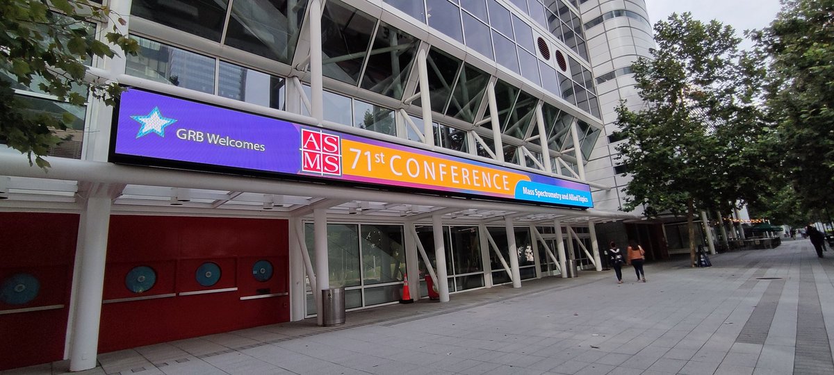 GradSchool: Multiscale clocks tweet media