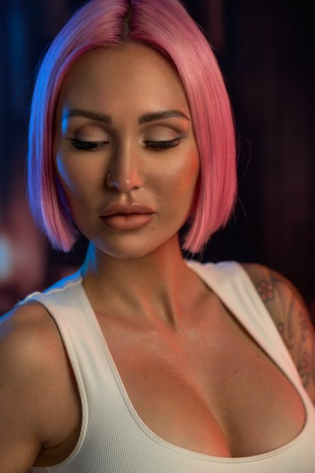 If I didn&rsquo;t have pink hair, what color would I have? 🤔 #deepthoughts https://t.co/veExbbON9a<a href="/tag/deepthoughts"class="tags"><span>#deepthoughts</span></a>