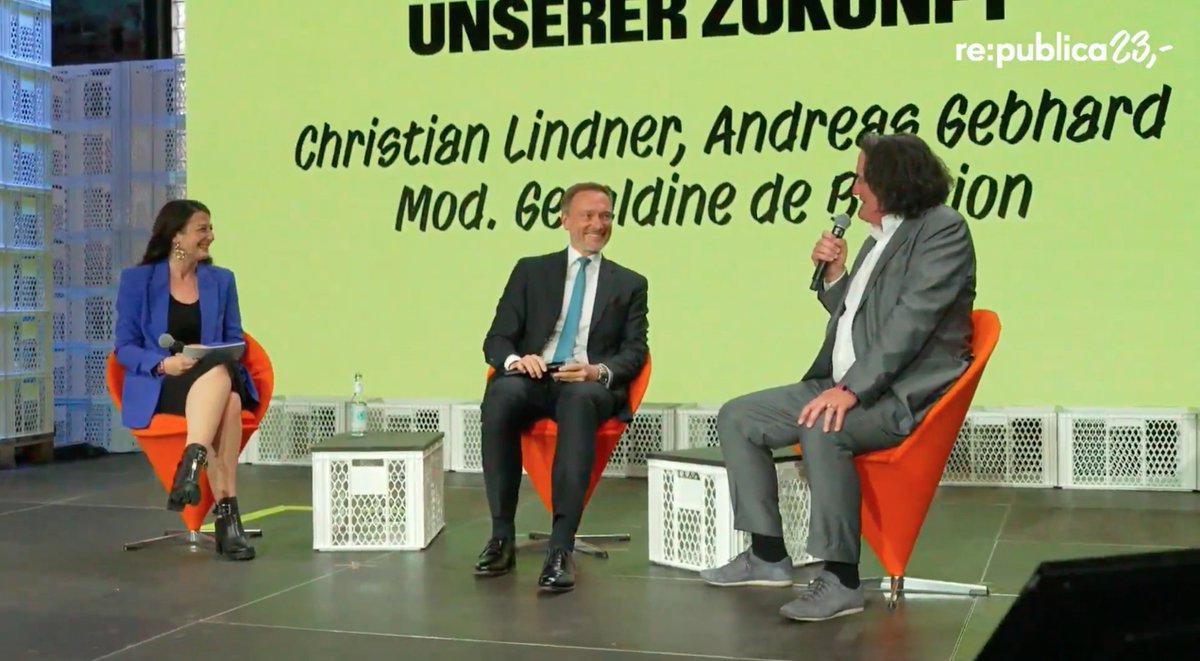 Stiftung Verantwortungseigentum (@stiftungve) on Twitter photo Bundesfinanzminister <a href="/c_lindner/">Christian Lindner</a> soeben auf der <a href="/republica/">re:publica</a> #rp23: "Gesellschaft mit gebundenem Vermögen, da arbeiten wir jetzt an einer Rechtsform." Danke für das Voranbringen! <a href="/BMF_Bund/">Bundesministerium der Finanzen</a> <a href="/bmj_bund/">BMJV</a> <a href="/MarcoBuschmann/">Marco Buschmann</a> #neuerechtsform #gmgv Bundesfinanzminister <a href="/c_lindner/">Christian Lindner</a> soeben auf der <a href="/republica/">re:publica</a> #rp23: "Gesellschaft mit gebundenem Vermögen, da arbeiten wir jetzt an einer Rechtsform." Danke für das Voranbringen! <a href="/BMF_Bund/">Bundesministerium der Finanzen</a> <a href="/bmj_bund/">BMJV</a> <a href="/MarcoBuschmann/">Marco Buschmann</a> #neuerechtsform #gmgv