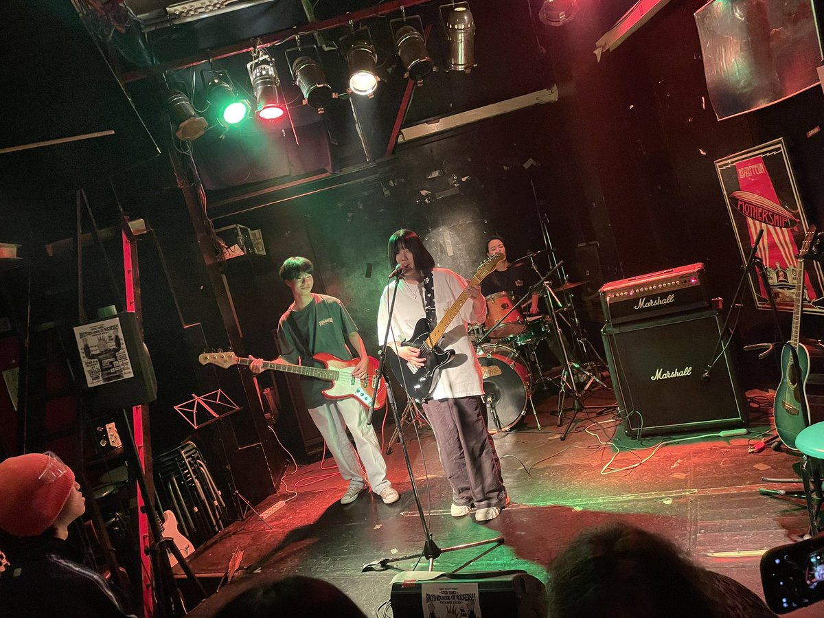 poo2310's tweet photo. 昨日の振り返り〜♪
昨夜も熱かった〜!
FBS presents.
「GOOD TIMES vol.4」
〜TEENAGE KICKS〜
#FUCKIN' BULL SHIT
#Hayden State
#Hellazica
#百烈軒
#PONCHI KURIN
#和歌山VINTAGE https://t.co/j3dxQVofF4