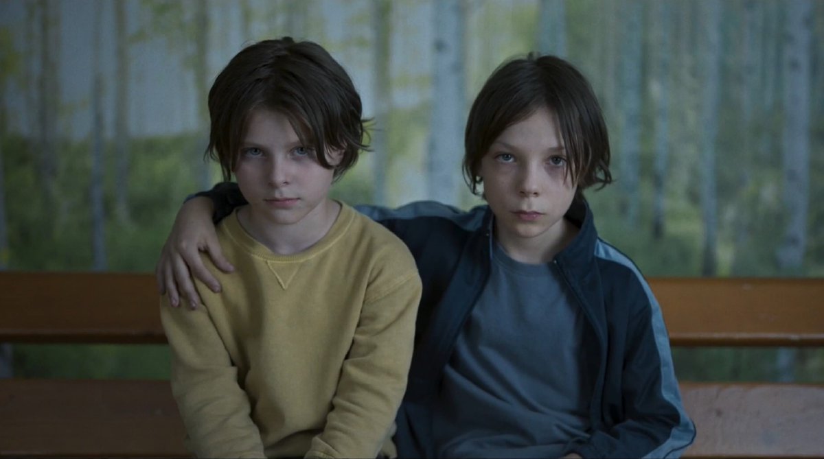 Movies, Music & Much More! (@paulthepromoter) on Twitter photo Is this brother/sister coming-of-age film addressing school bullying one you want to add to your watch list? 🤔
PLAYGROUND (2021) Movie Review:
youtu.be/-6vCMqcEx_k
<a href="/SkyKid/">SkyKid</a> <a href="/mbch331/">Remko</a> <a href="/JIM250820/">Jim</a> <a href="/hurrycanesam/">💎Porter Music 🎸💎TOMMY 🍀</a> <a href="/melmeyrick1/">Merlin X 💙</a> <a href="/JoaquinHonghui/">Joaquin Miguel y Jiang Honghui</a> <a href="/florijn220371/">Floris 🟢🔎🔻🔍🟢</a> @daniel_augu2 <a href="/esculapis/">🔩🎶🎸(Tom Taylor)🎹 Jake Chambers T O M⌛️💎⏳</a> Is this brother/sister coming-of-age film addressing school bullying one you want to add to your watch list? 🤔
PLAYGROUND (2021) Movie Review:
youtu.be/-6vCMqcEx_k
<a href="/SkyKid/">SkyKid</a> <a href="/mbch331/">Remko</a> <a href="/JIM250820/">Jim</a> <a href="/hurrycanesam/">💎Porter Music 🎸💎TOMMY 🍀</a> <a href="/melmeyrick1/">Merlin X 💙</a> <a href="/JoaquinHonghui/">Joaquin Miguel y Jiang Honghui</a> <a href="/florijn220371/">Floris 🟢🔎🔻🔍🟢</a> @daniel_augu2 <a href="/esculapis/">🔩🎶🎸(Tom Taylor)🎹 Jake Chambers T O M⌛️💎⏳</a>