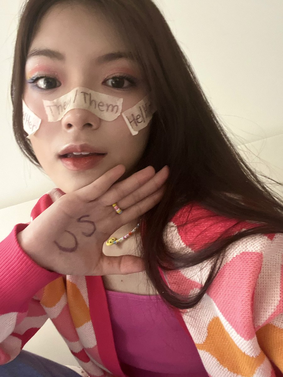 mee_poonyada's tweet photo. แด่ความหลากหลายที่สวยงาม.🏳️‍🌈
แด่อิสรภาพและความความเท่าเทียม.🦋

#pridemonth #Pride2023 https://t.co/zpUidOMCvl