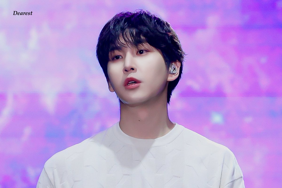 dearest_sw's tweet photo. 230603 서원밸리 그린콘서트

#펜타곤 #신원 #고신원 #PENTAGON #SHINWON #KOSHINWON https://t.co/jFvYcK6zlY