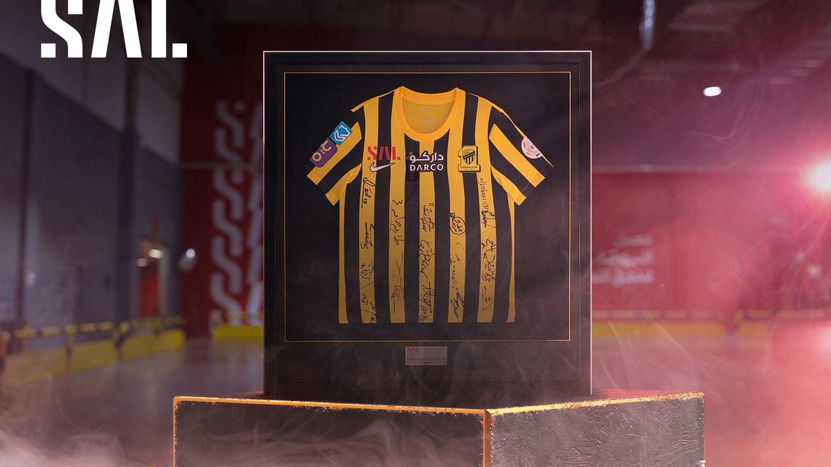 الفرحة مستمرة يا جمهور الذهب 🏆🔥🐅
وحابين نشارككم بالسحب على إطار تذكاري لقميص موقّع من نمور العميد 👕

شروط المشاركة:
1. ريتويت للتغريدة
2. متابعة الحساب

السحب يوم الخميس مساءً ⏳