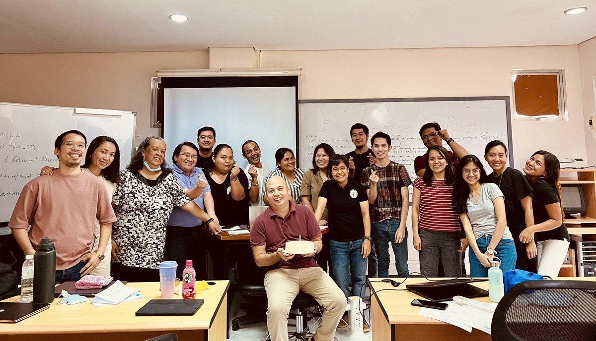 Thank you @uscphilippines #Psychology team for a very fruitful discussion. I am looking forward for the direction of our department! 💛💚
@KhaelQute @binotblabla @gleanzzizzaaaar