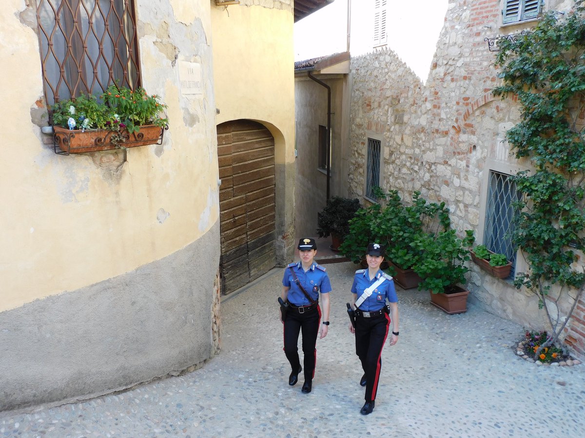 Buongiorno da Cella Monte (AL)
#Carabinieri #PossiamoAiutarvi #ForzeArmate #Difesa #29giugno