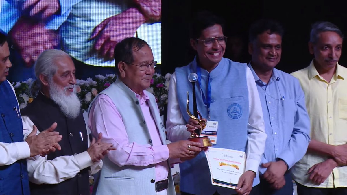 iitm_bs's tweet image. We are thrilled to announce that @iitmadras  has secured the top spot in the NIRF 2023 Rankings for the 5th consecutive time!! 🤩🤩🥳🥳

@EduMinOfIndia 

#IITMadras #BSDegree #India #Colleges #Rankings