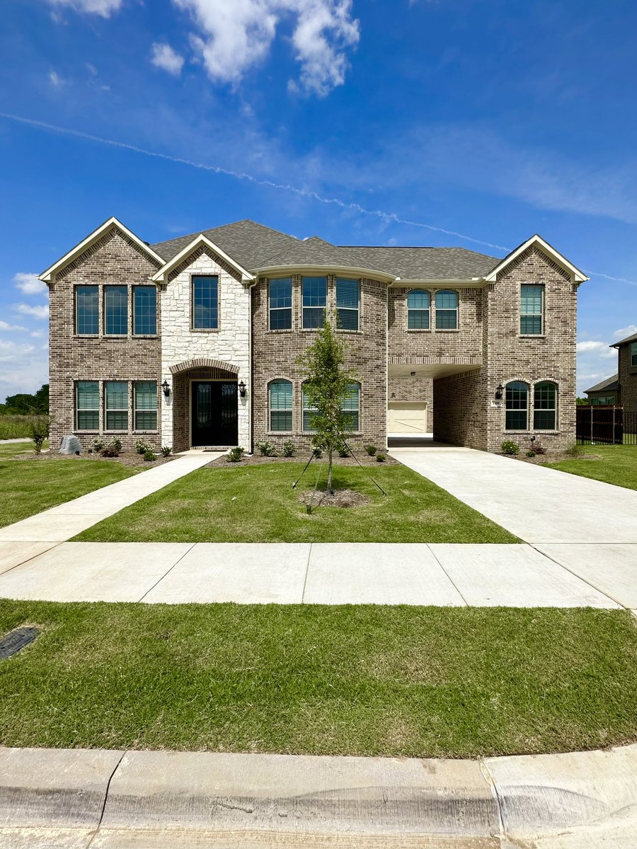Ben Wegmann on Twitter "The perfect family home in Mansfield, TX! 🤩